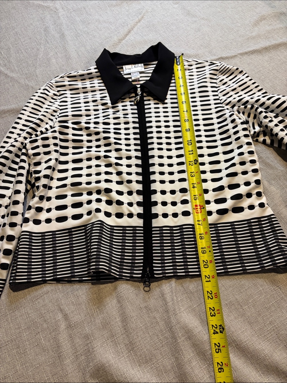 Joseph Ribkoff Set Cardi and Shell - Picture 15 of 16